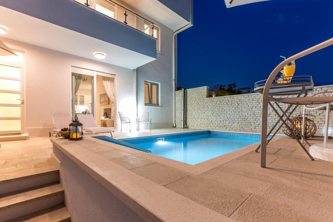 Luxury Villa Bello Horizonte With Swimming Pool Split Extérieur photo